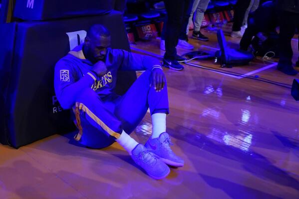 Lebron james new sneakers 218 outlet